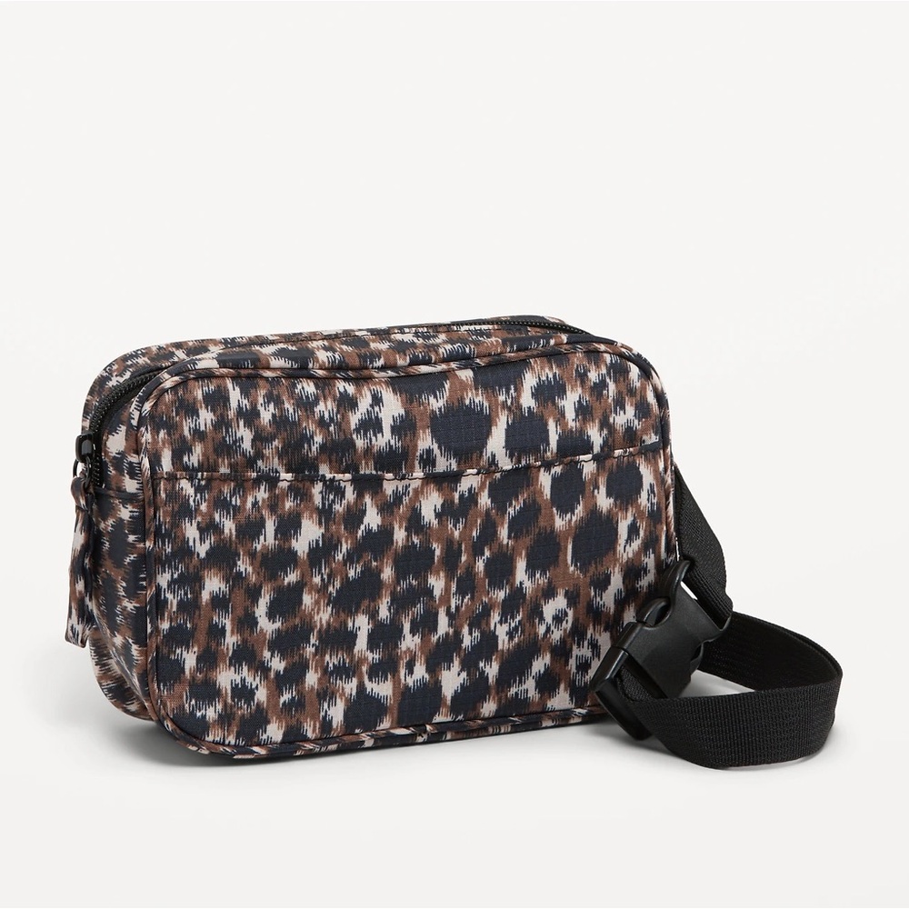 🆕 Old Navy Brown Leopard Belt Bag (NWT)
